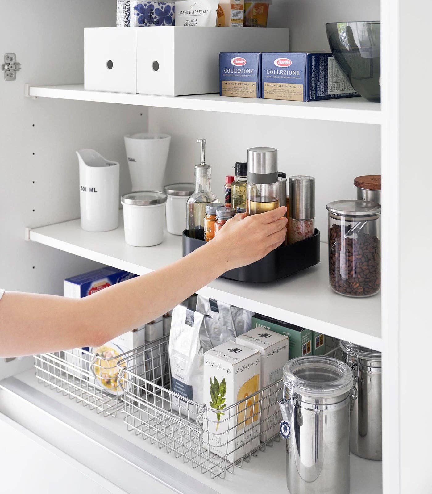 Rotating Storage Tray: White