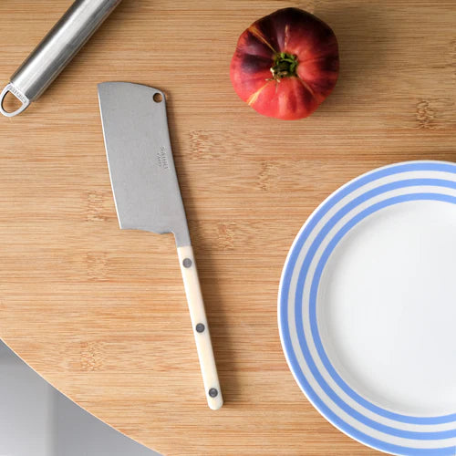 Sabre Cheese Cleaver Bistrot Solid in Ivory and Vintage Finish