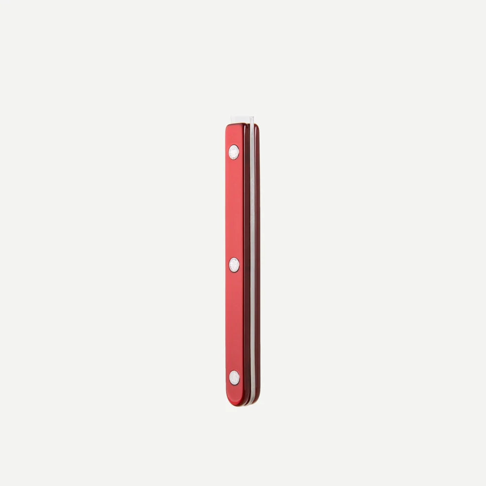 Sabre Butter Spreader Bistro Pearly in Red and Shiny Finish