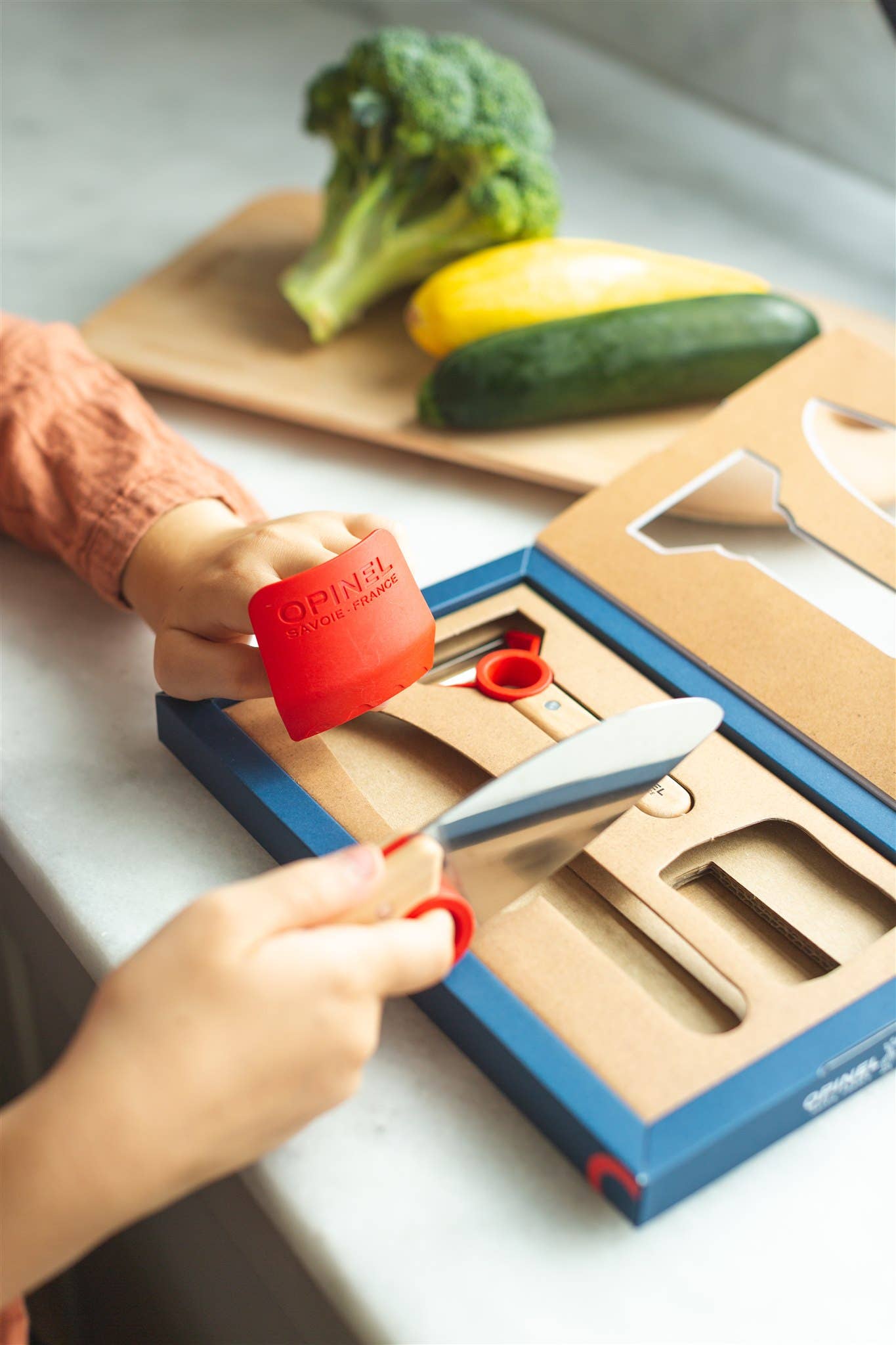 Le Petit Chef 3pc Knife Set (New Colors): Red