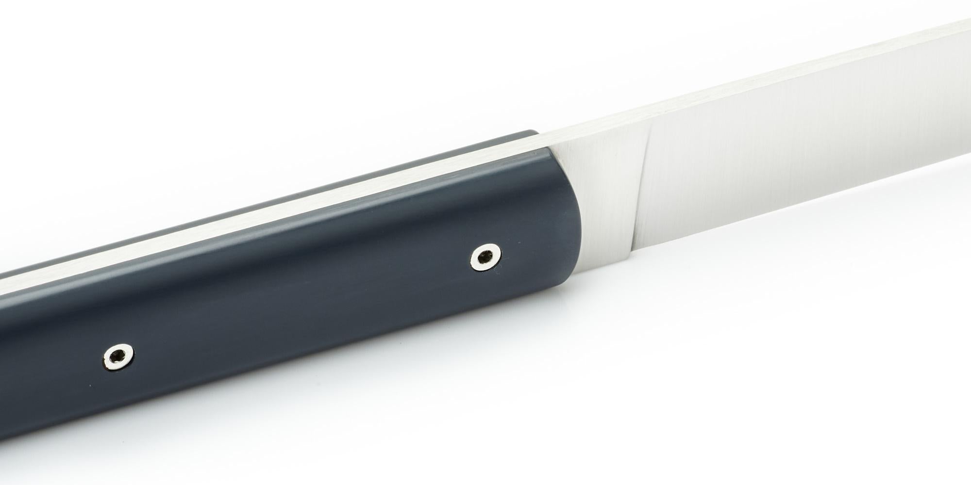 Perceval 9.47 Table Knife in Dark Grey