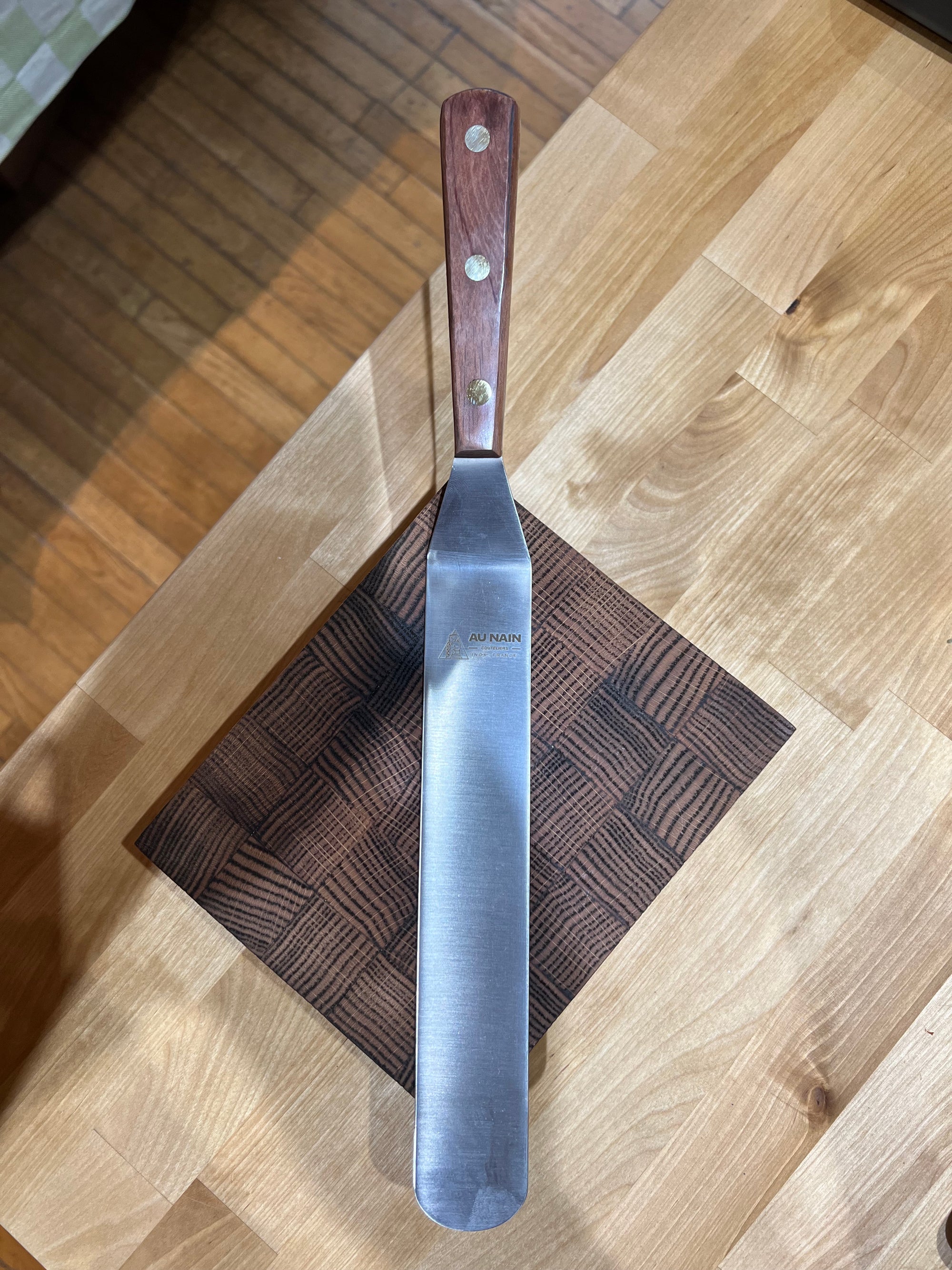 Au Nain Cranked Spatula 23 x 4 cm