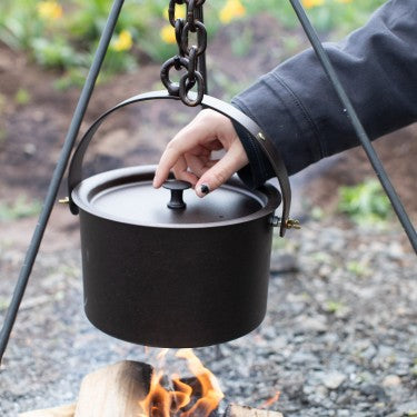 Netherton Foundry 8" (20cm) Crochta Pot