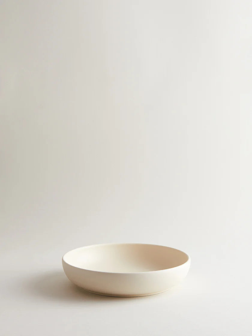R+D.LAB Bilancia Large Flat Bowl | Almond