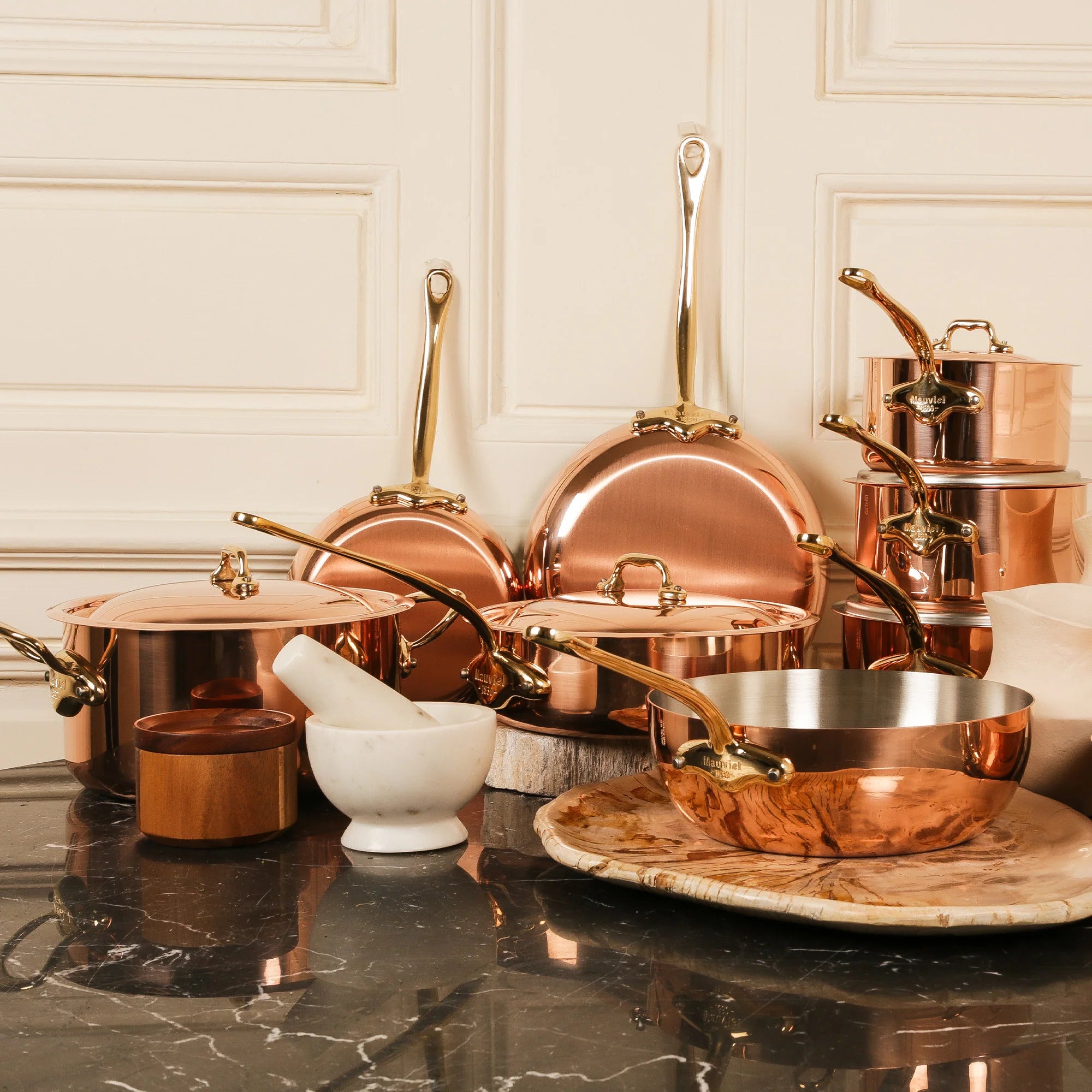 Mauviel M'Heritage 150 B Copper Curved Splayed Saute Pan With Lid and Brass Handle, 2.1-Qt
