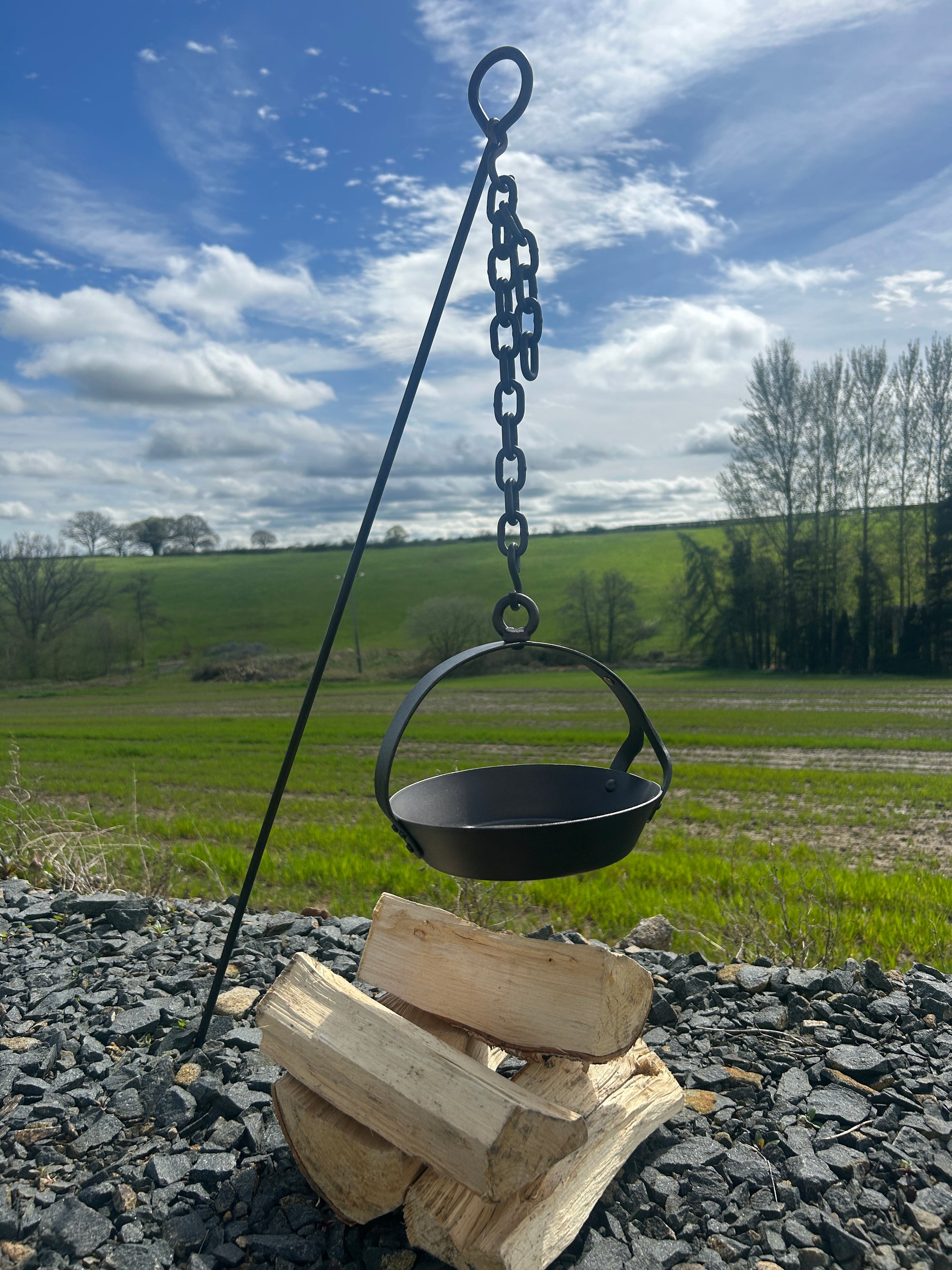 Netherton Foundry Crochta hanging stake and chain