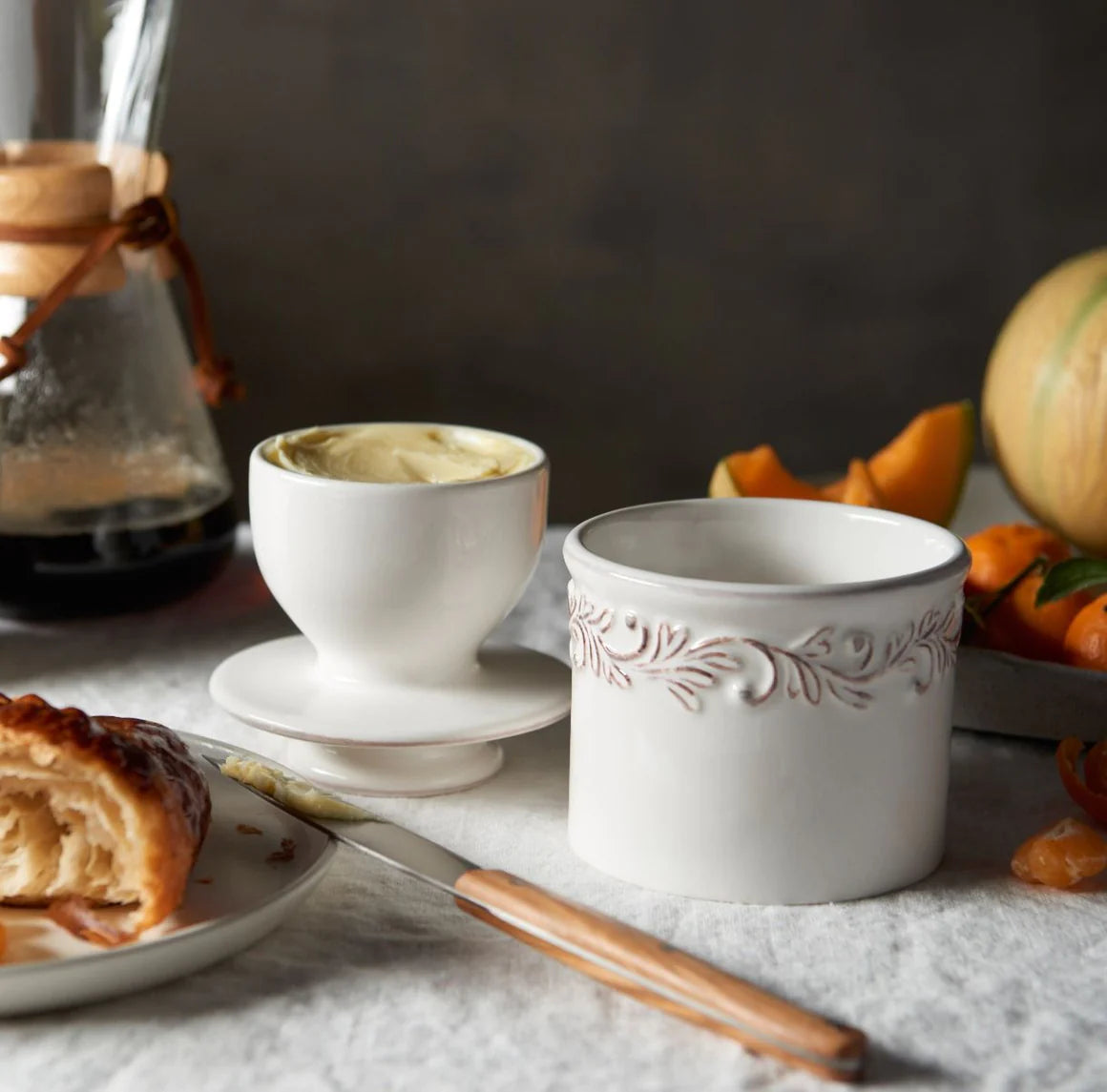 Butter Bell Antique Bell Crock in White Linen