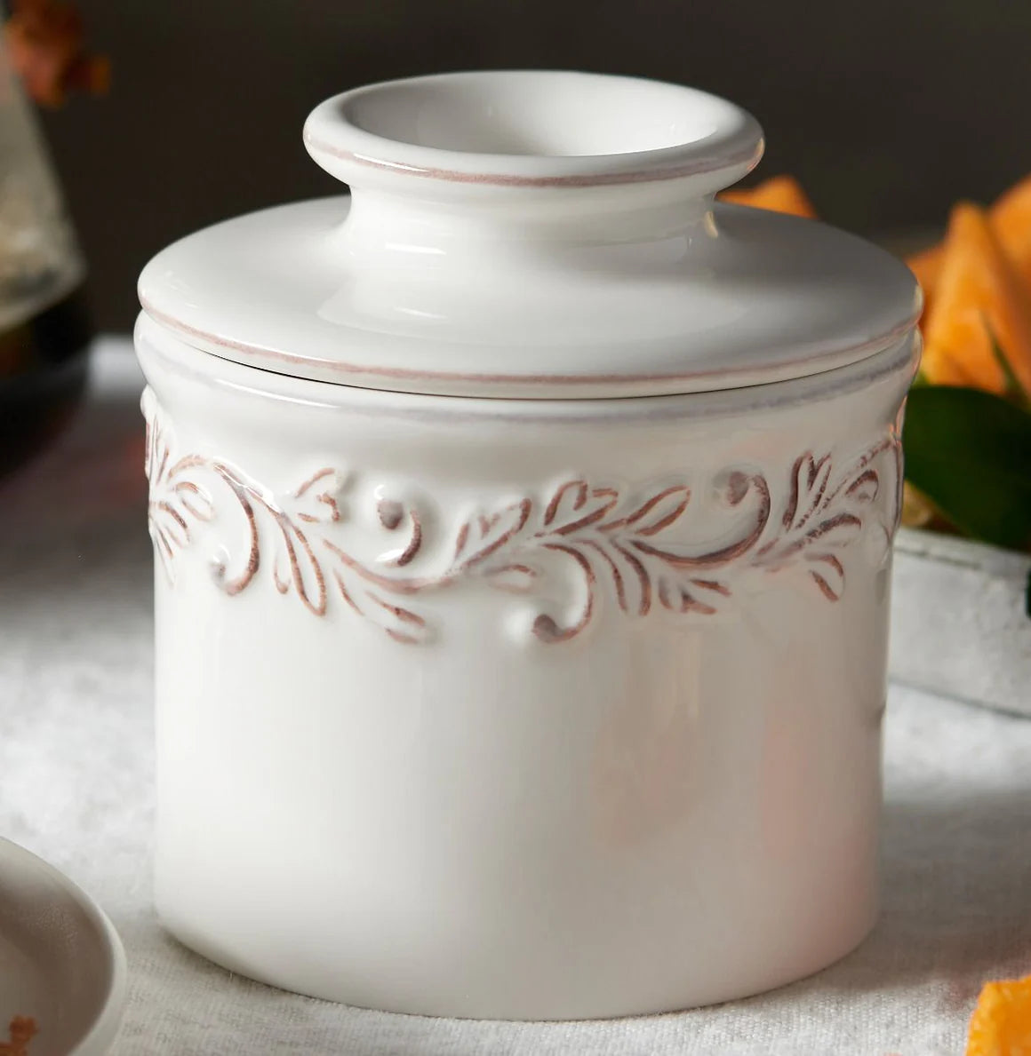 Butter Bell Antique Bell Crock in White Linen
