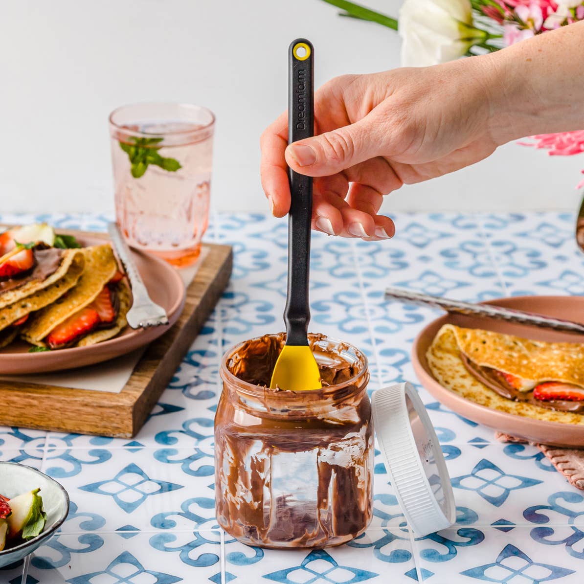 Mini Supoon - Sit Up Scraping Spoon: Red