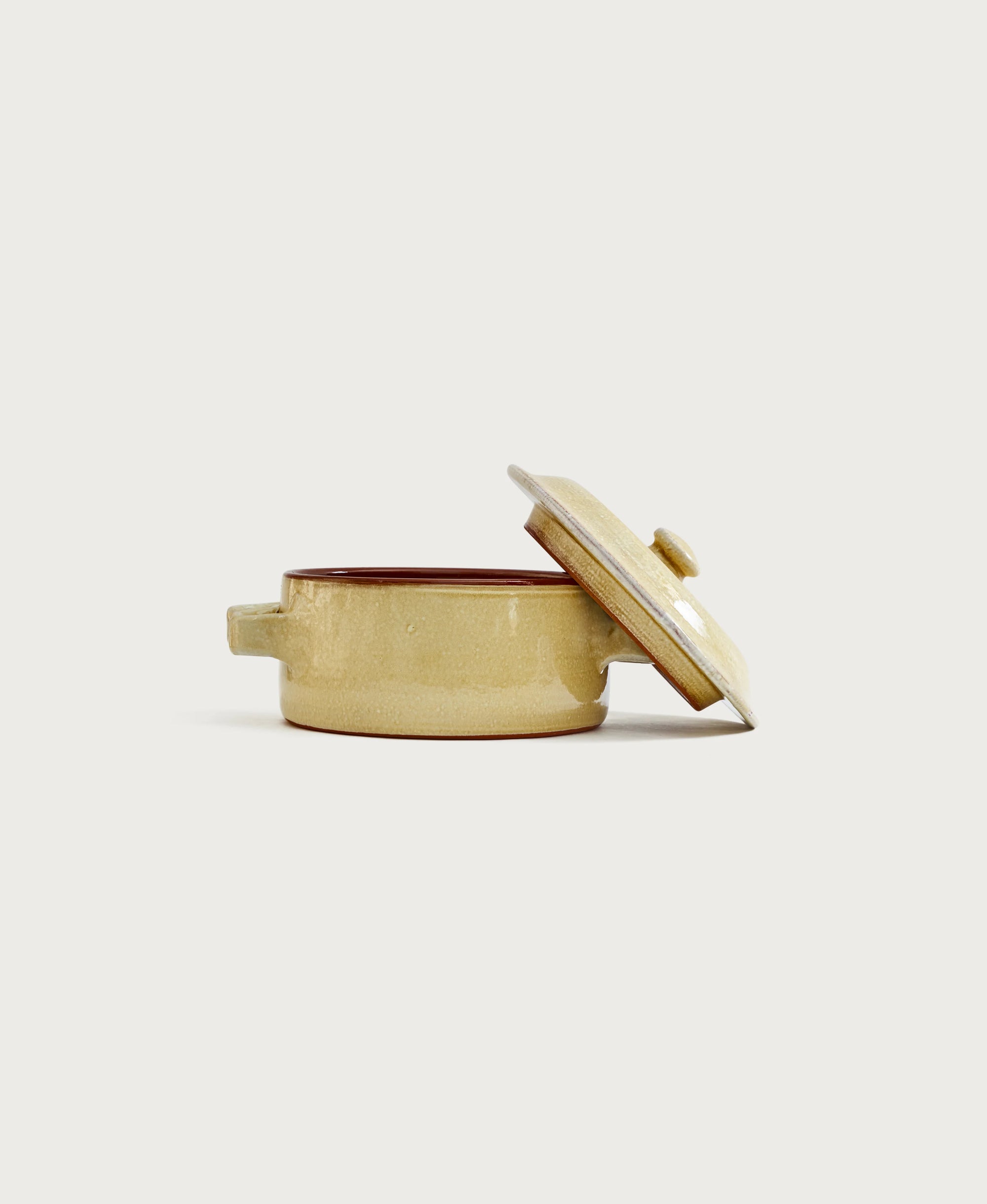 Il Buco Vita Bellocchi Small Terra Cotta Casserole in Pale Yellow