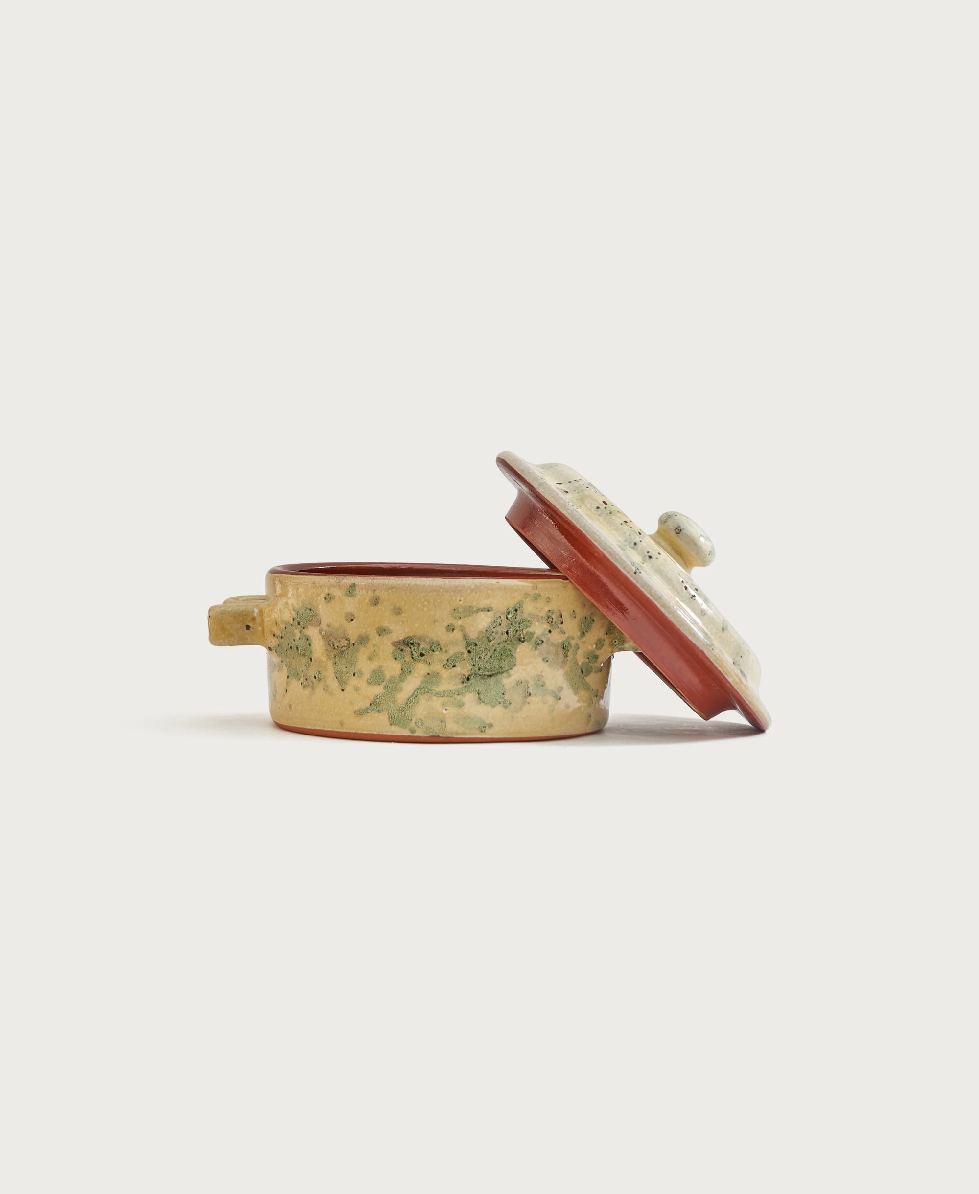 Il Buco Vita Bellocchi Small Terra Cotta Casserole in Etrusca Verde