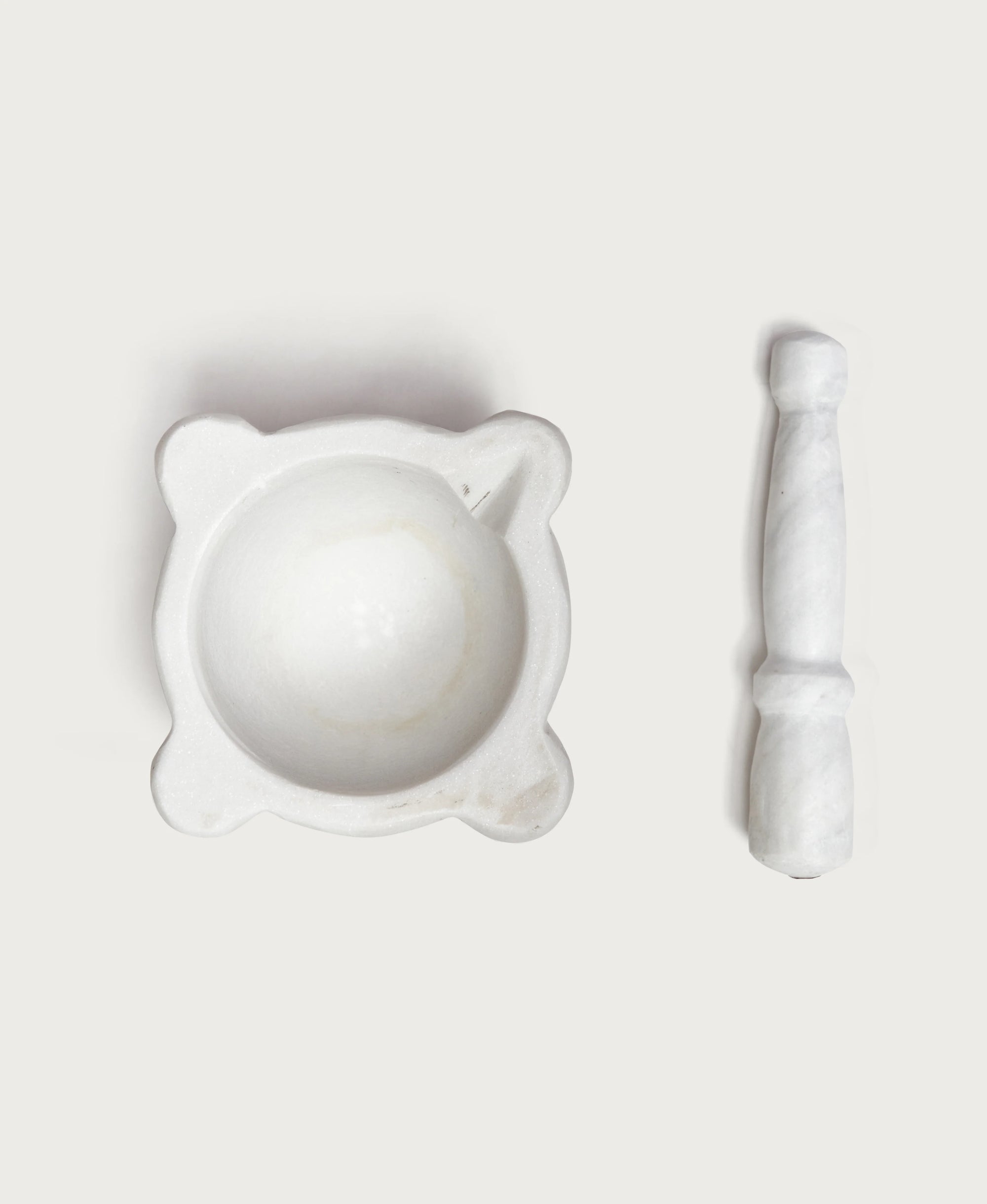 Il Buco Vita Pietrasanta Carrara White Marble Mortar & Pestle Set (Medium)
