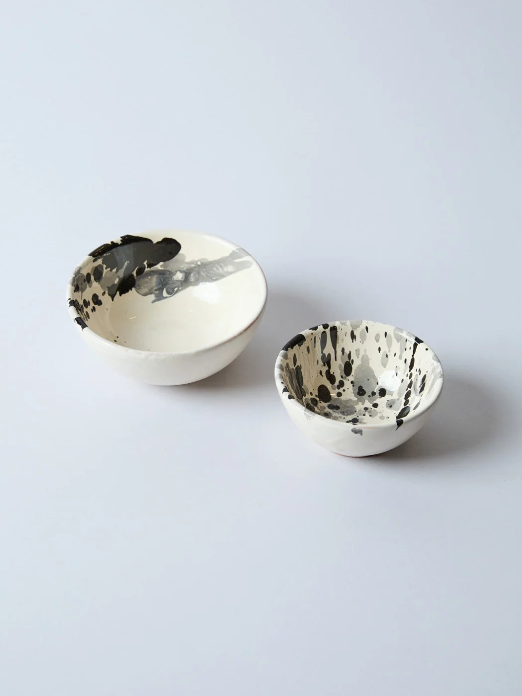 Il Buco Vita Montegranaro Black & White Splatterware Oil & Salt Dish Set