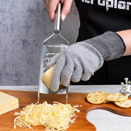 MICROPLANE Professional Series 2.0 Extra Coarse Grater