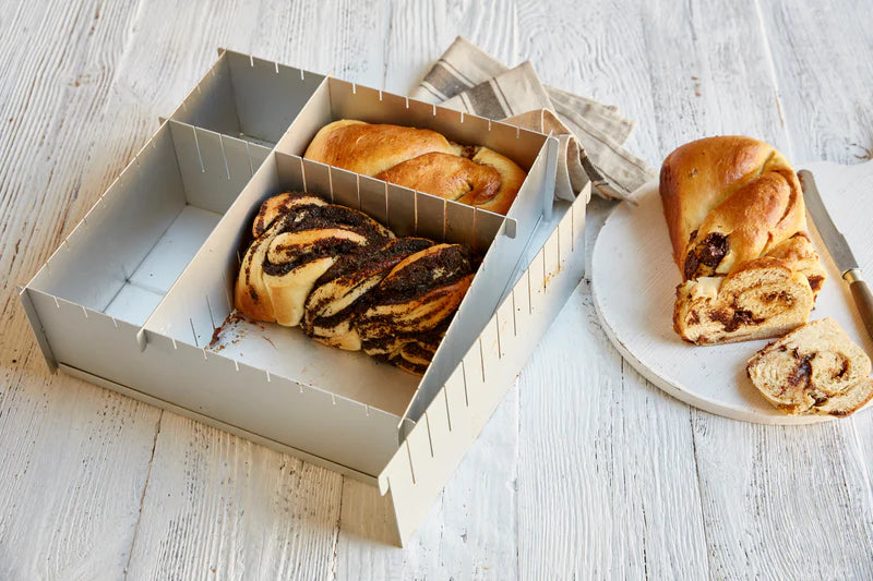 SILVERWOOD 12" x 4" Multisize Cake And Bread Tin