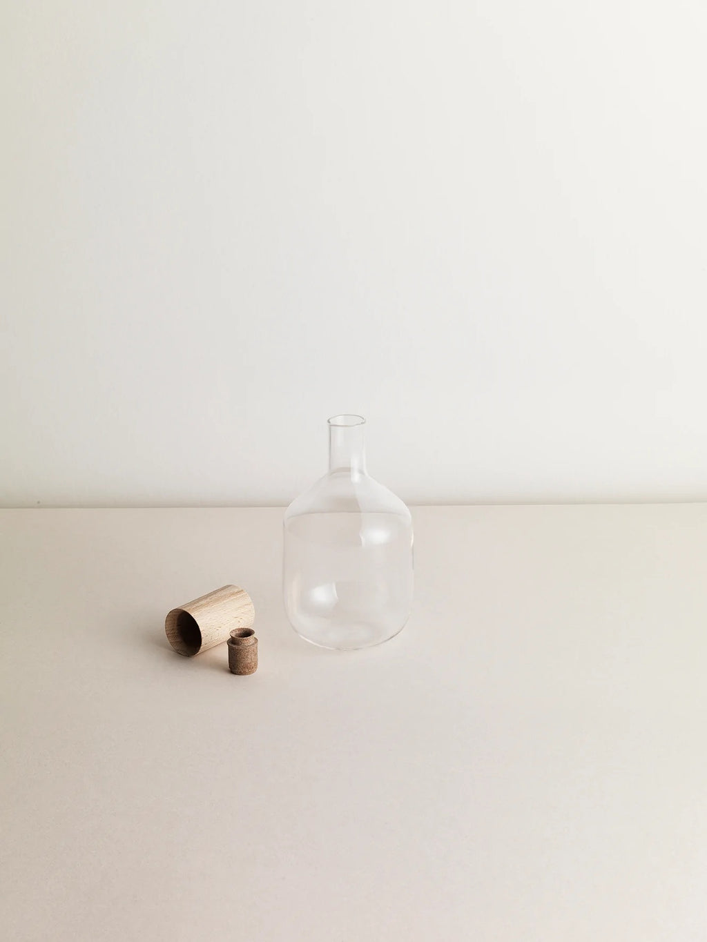 R+D.LAB TRULLI TALL BOTTLE | CLEAR